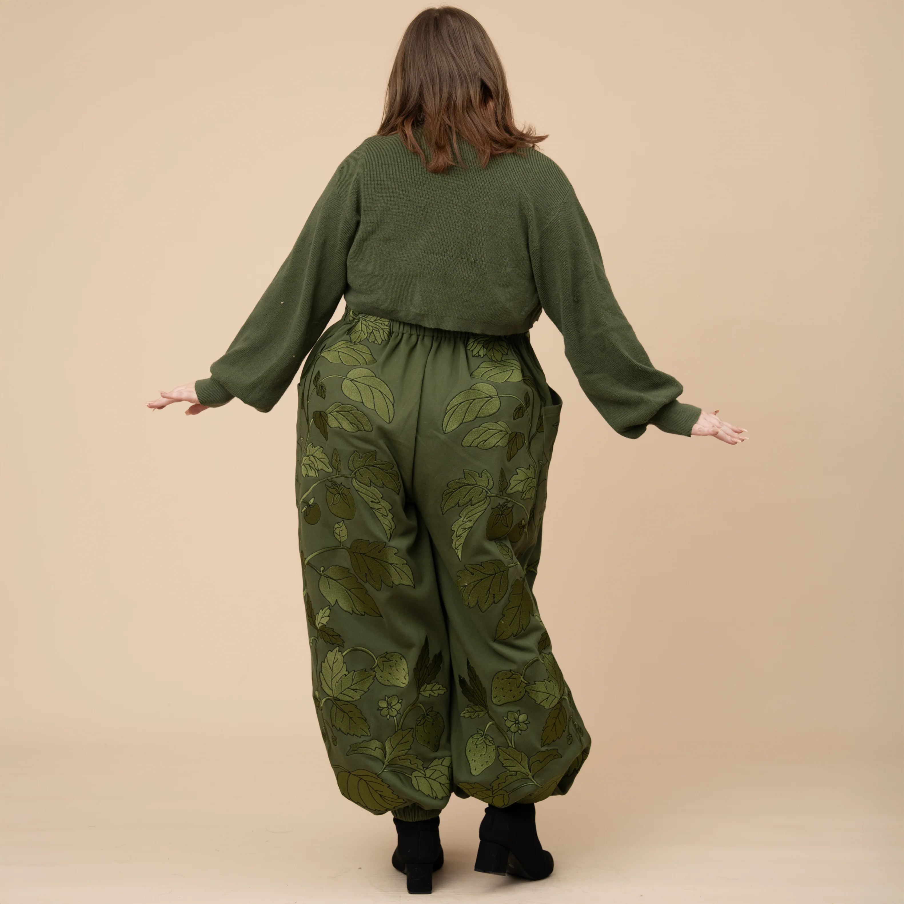 Evergreen "Shirtless Sleeves" Shrug - Image 15