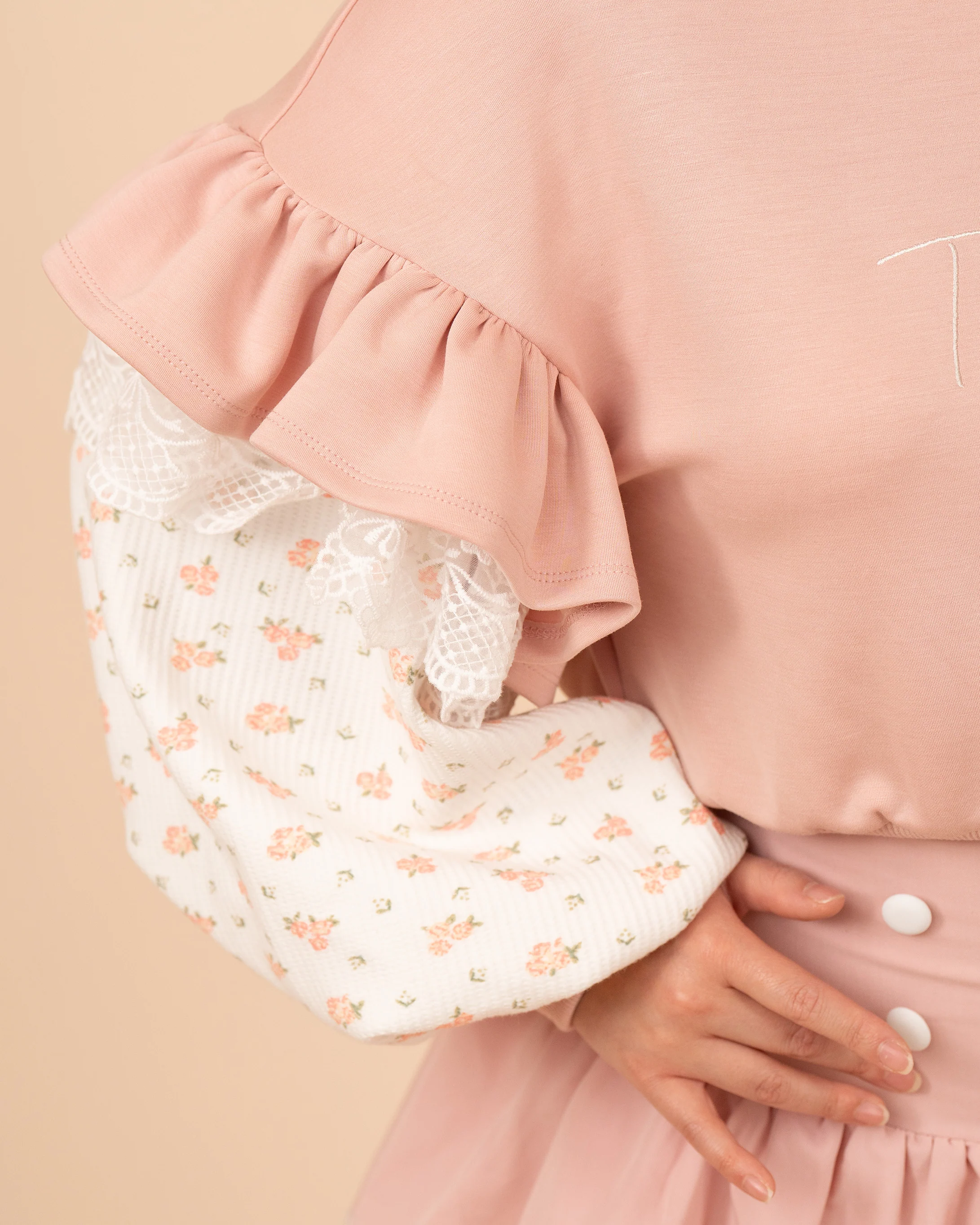 (Pre-Order CLOSED) Tea & Roses Sweater (ESD May 11th - May 30th) - Image 5