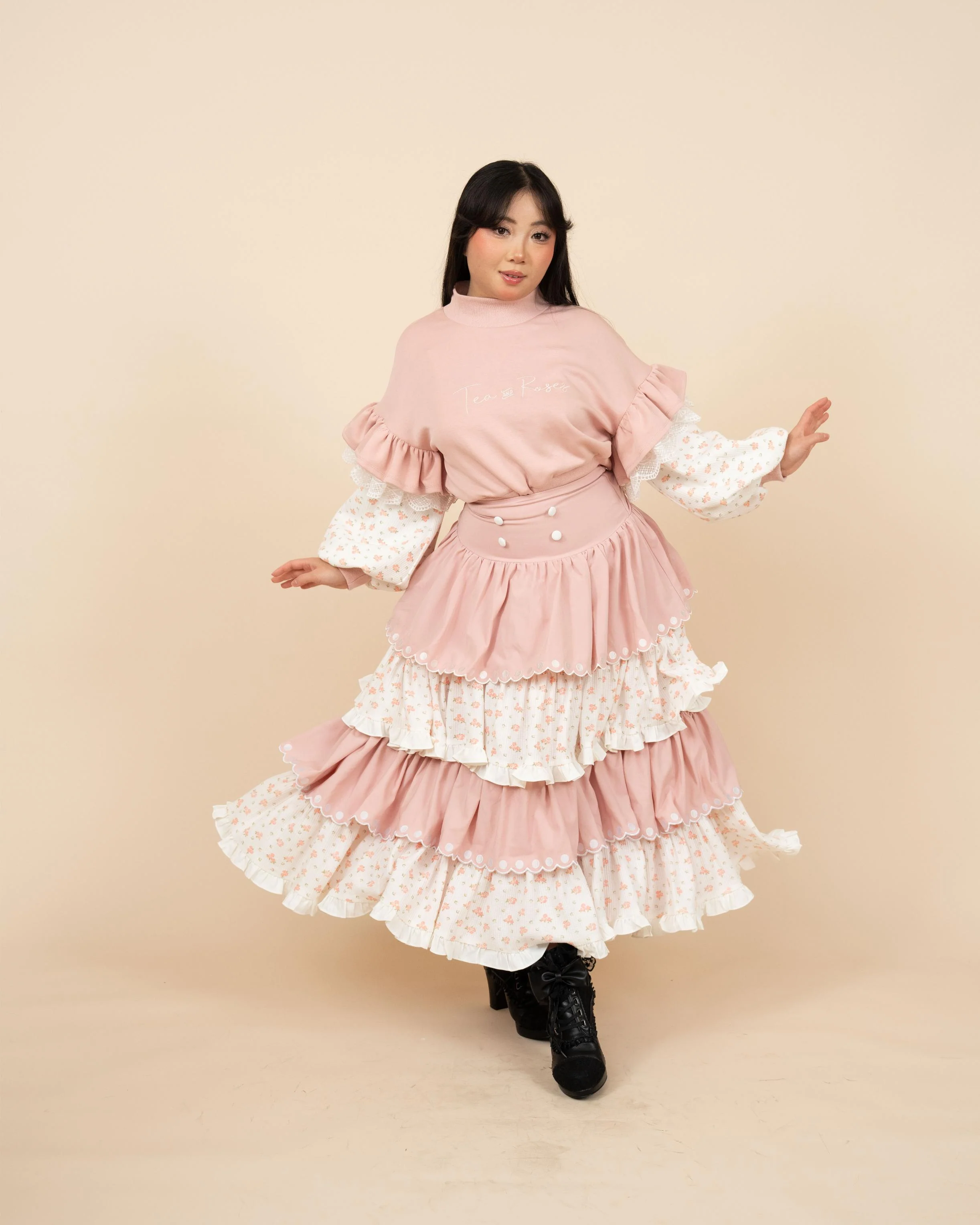 (Pre-Order CLOSED) Tea & Roses Sweater (ESD May 11th - May 30th) - Image 7
